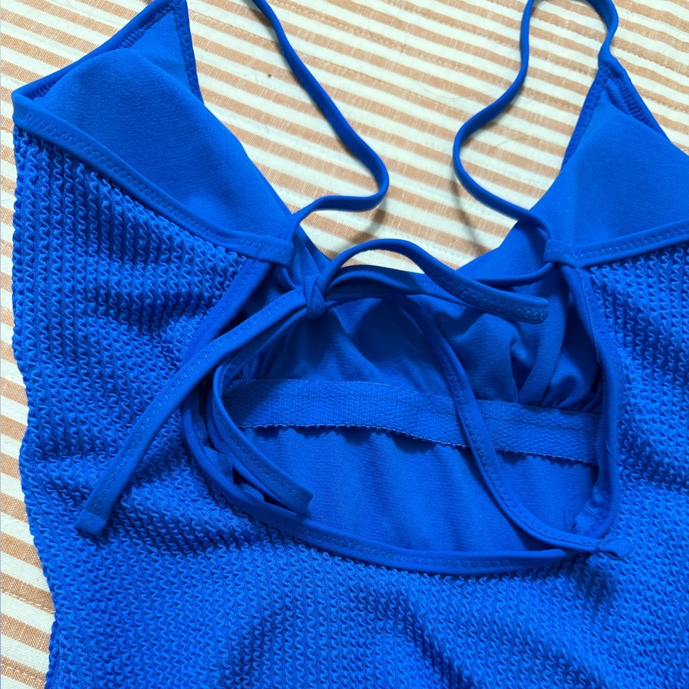 Crinkle High Leg One Piece Swimsuit No Boundaries Small 4-6 NWT Cobalt Blue - Picture 7 of 8
